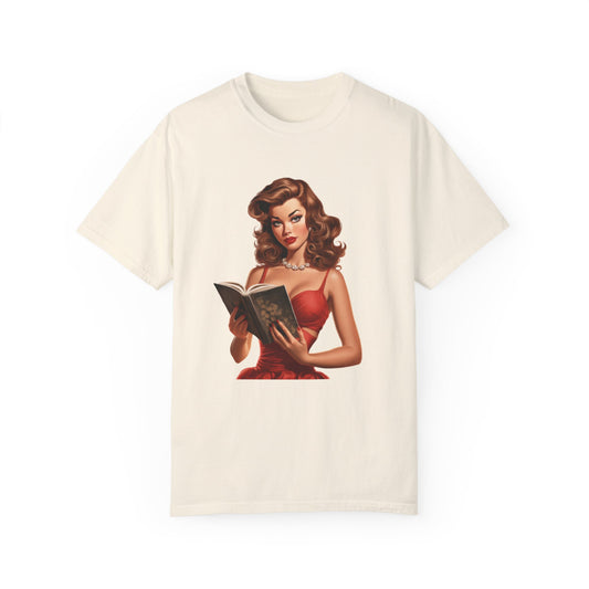 Book Reading Vintage Pin Up Girl T-shirt - JOURNAL VENUE