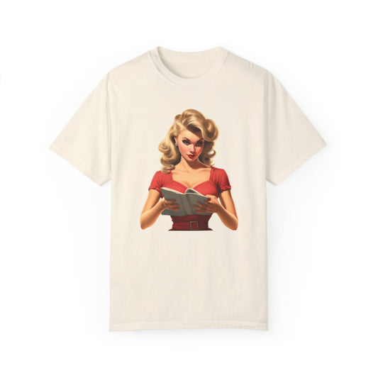 Vintage Bookworm Pin Up Girl T-shirt -JOURNAL VENUE